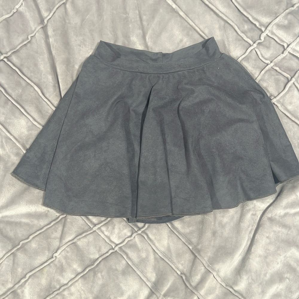 Grey sueded skirt